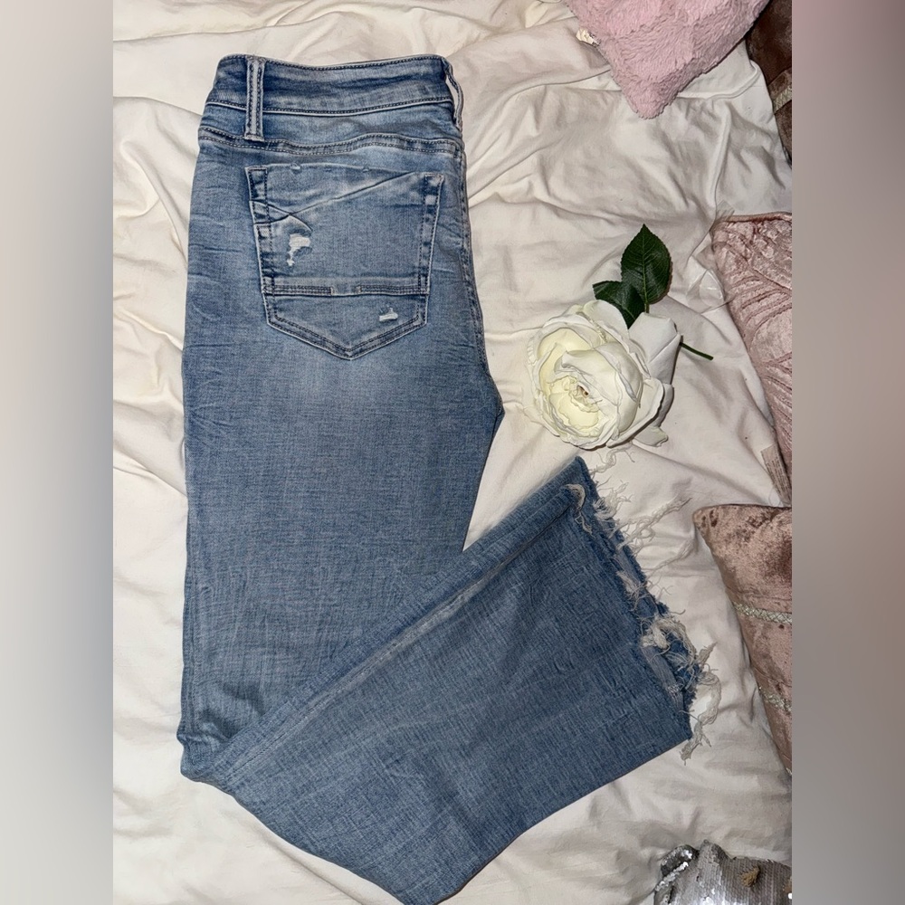 BKE LOW RISE FLARE JEANS sz 31 🌹